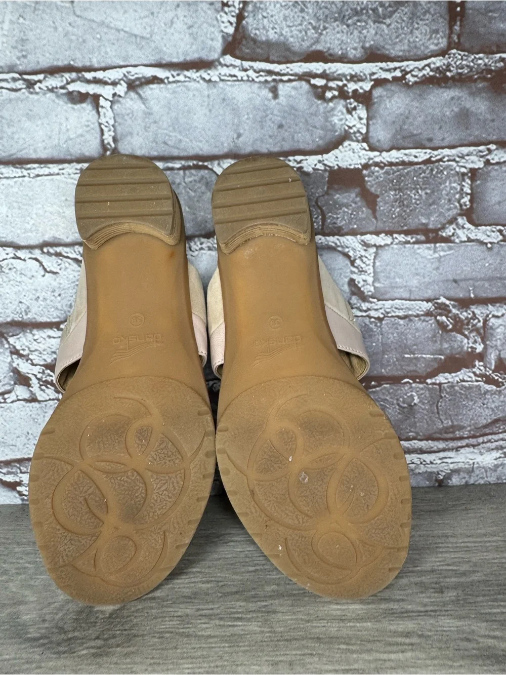 Dansko 5013-170300 Theresa Multi Leather Blush Casual Heel Women Sz 39EU/8.5M US